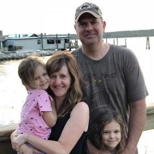 Meet your Posher, Angie